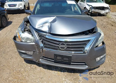 2015 Nissan Altima 2.5/S/Sv/Sl z USA, uszkodzony, nr VIN 1N4AL3AP2FC483724